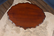 Load image into Gallery viewer, English Mahogany Occasional Table c.1900