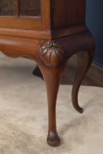 Load image into Gallery viewer, English Mahogany Bookcase c.1900