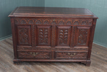 Load image into Gallery viewer, Early Georgian English Oak Mule Chest c.1750