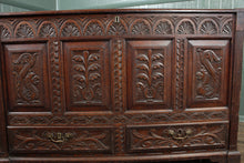 Load image into Gallery viewer, Early Georgian English Oak Mule Chest c.1750