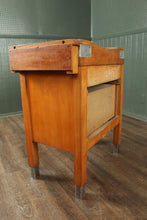 Load image into Gallery viewer, English Butcher Block on Stand
