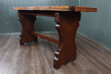 Load image into Gallery viewer, English Elm Expanding Table c.1900