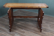 Load image into Gallery viewer, English Elm Expanding Table c.1900