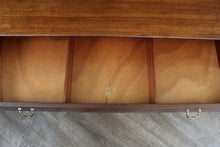 Load image into Gallery viewer, English GPlan Chest c.1960
