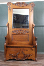 Load image into Gallery viewer, English Hall Bench