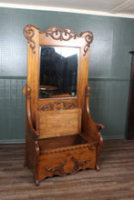 Load image into Gallery viewer, English Hall Bench