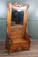 Load image into Gallery viewer, English Hall Bench