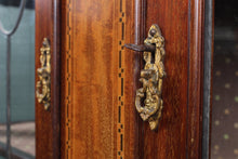 Load image into Gallery viewer, English Mahogany Display Cabinet c.1900