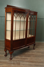 Load image into Gallery viewer, English Mahogany Display Cabinet c.1900
