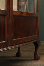 Load image into Gallery viewer, English Mahogany Display Cabinet c.1900