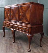 Load image into Gallery viewer, English Mahogany Server c.1900
