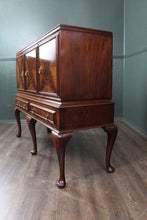 Load image into Gallery viewer, English Mahogany Server c.1900