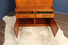 Load image into Gallery viewer, English MidCentury Bookcase by William Lawrence c.1960