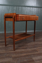 Load image into Gallery viewer, English Midcentury Side Table c.1960