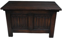 Load image into Gallery viewer, English Oak Linen Fold Bedding Box c.1930