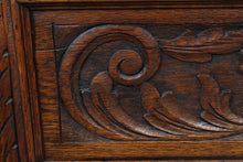 Load image into Gallery viewer, English Oak Monks Bench c.1900