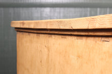 Load image into Gallery viewer, English Pine Chest of Drawers c.1900