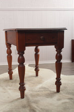 Load image into Gallery viewer, English Pine Table c.1890