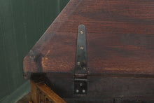 Load image into Gallery viewer, English Solid Oak Bedding Box