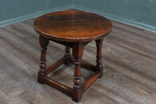 Load image into Gallery viewer, English Solid Oak Coffee Table