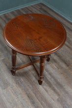 Load image into Gallery viewer, English Solid Oak Pub Table c.1900