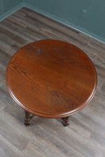 Load image into Gallery viewer, English Solid Oak Pub Table c.1900