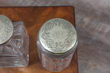 Load image into Gallery viewer, English Victorian Burl Walnut Gentlemans Vanity Box c.1880