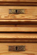 Load image into Gallery viewer, English Victorian Pine Chest c.1880