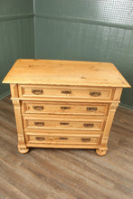 Load image into Gallery viewer, English Victorian Pine Chest c.1880