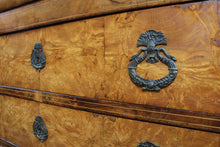 Load image into Gallery viewer, Fabulous French Burl Elm Commode c.1780-1800