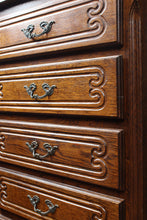 Load image into Gallery viewer, French Oak Marquetry Chest