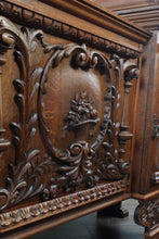Load image into Gallery viewer, Outstanding English Oak Mirrored Sideboard c.1900