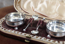 Load image into Gallery viewer, Pair of English Sterling Silver Salt Cellars and Spoons in Box c.1900