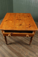 Load image into Gallery viewer, Primitive English Pine Table c.1880