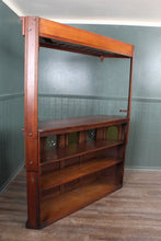 Load image into Gallery viewer, Vintage English Oak Bar