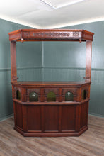 Load image into Gallery viewer, Vintage English Oak Bar
