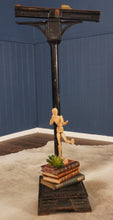 Load image into Gallery viewer, Avery Iron &amp; Brass English Scale - The Barn Antiques