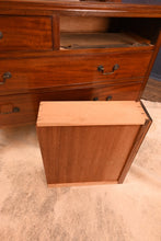 Load image into Gallery viewer, English Mahogany Mirrored Dressing Table c.1900 - The Barn Antiques